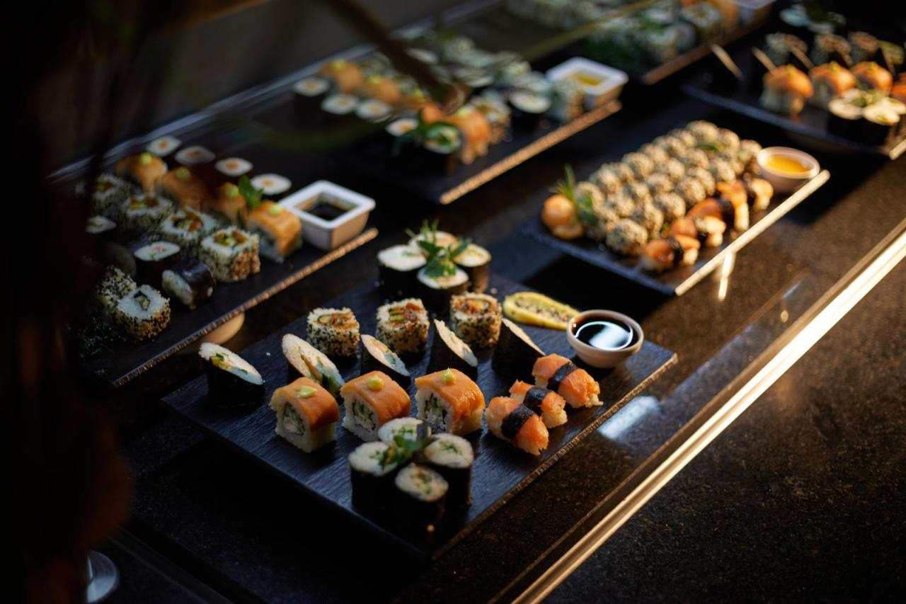 Dreams Sunny Beach Resort And Spa 外观 照片 Sushi